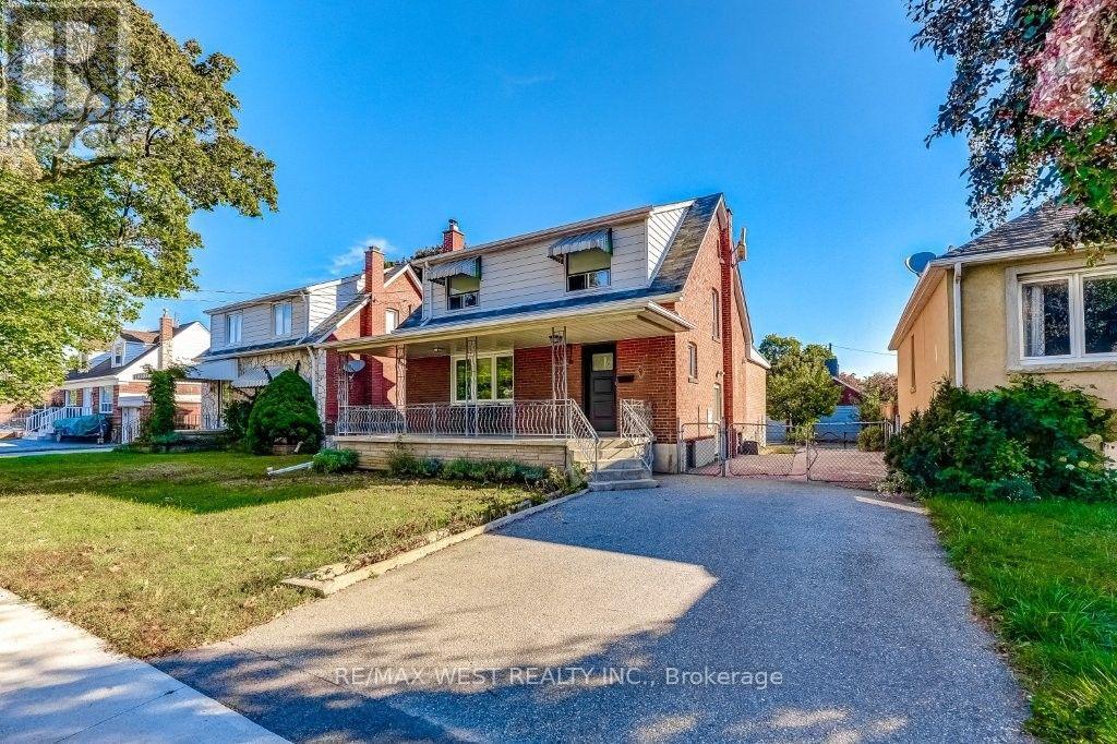 9 Culnan Avenue, Toronto, Ontario  M8Z 5A9 - Photo 2 - W13844176