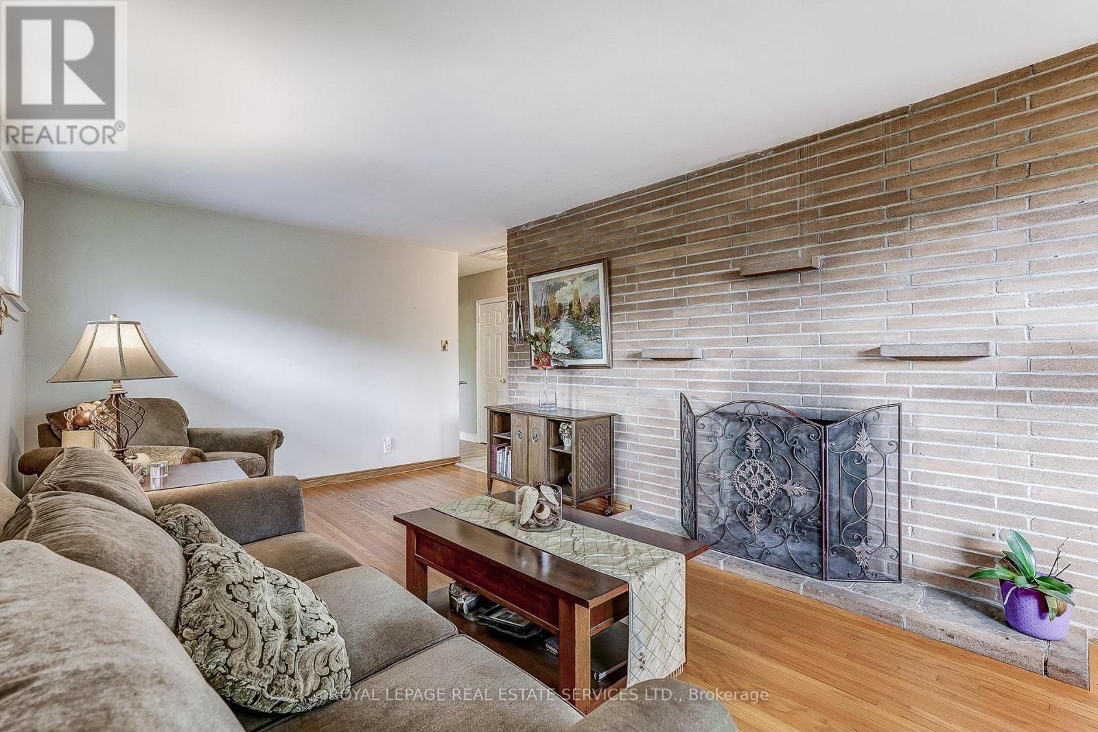 27 Sora Drive, Mississauga, Ontario  L5M 1B3 - Photo 17 - W13844178