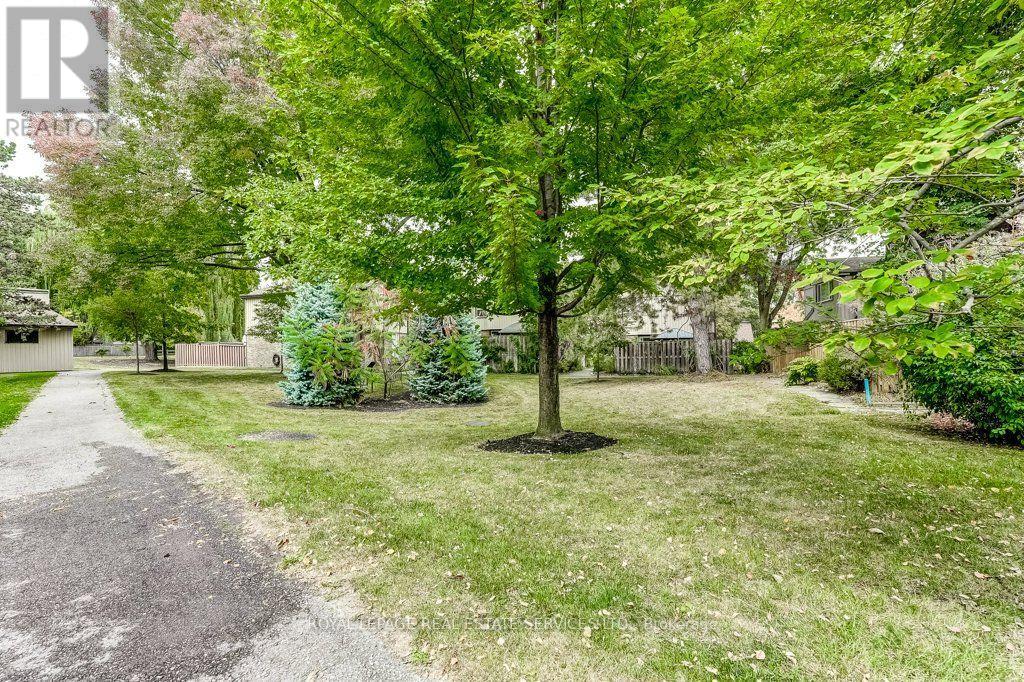 1770 Hyde Mill Crescent, Mississauga, Ontario  L5N 0A7 - Photo 37 - W13844180