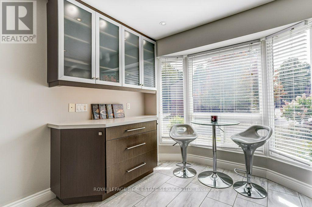 1770 Hyde Mill Crescent, Mississauga, Ontario  L5N 0A7 - Photo 9 - W13844180
