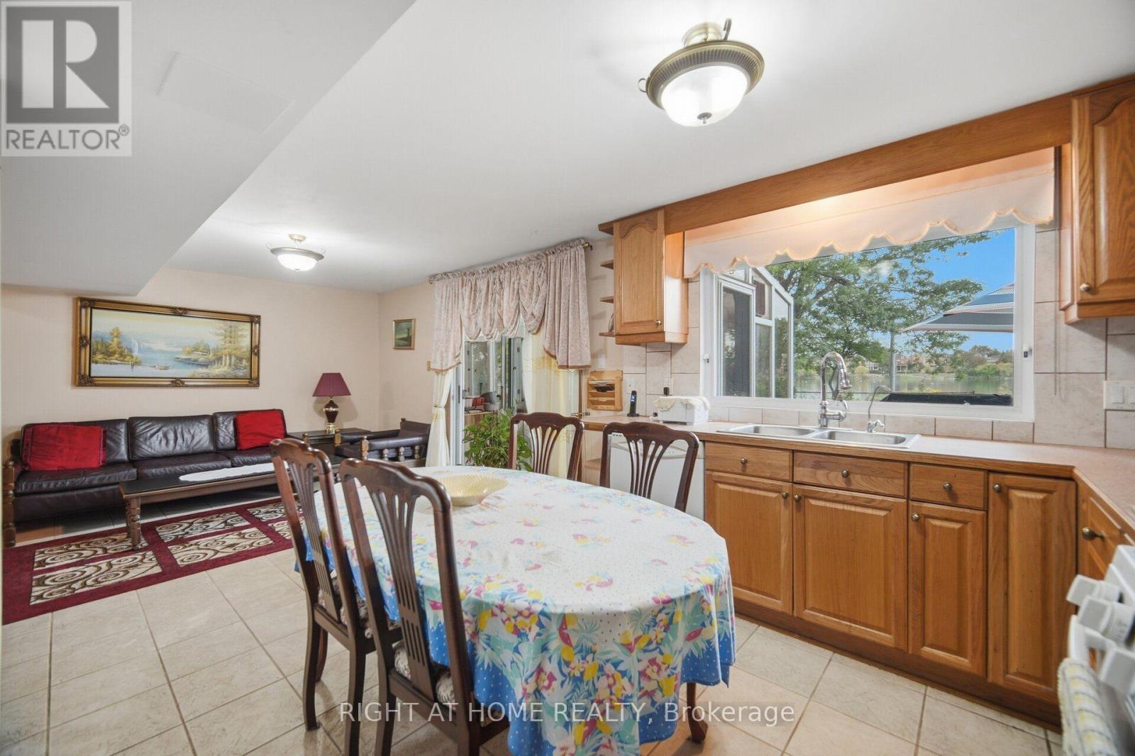10 Piccolo Wood, Brampton, Ontario  L6S 5C4 - Photo 13 - W13844192