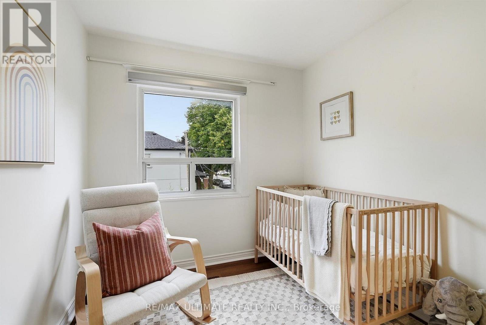 90 Rowntree Avenue, Toronto, Ontario  M6N 1S2 - Photo 17 - W13844204