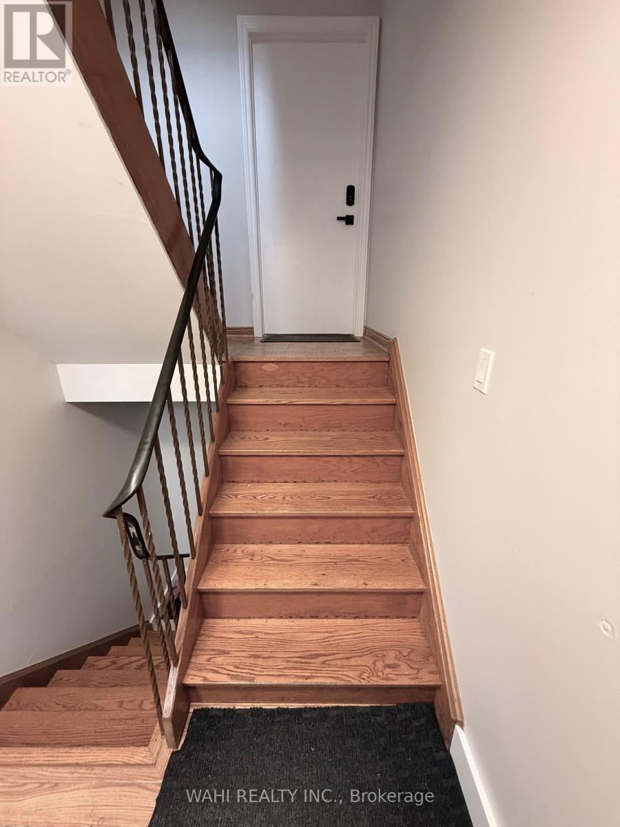 Unit 2 - 24 Lloyd George Avenue, Toronto, Ontario  M8W 3W4 - Photo 16 - W13844270