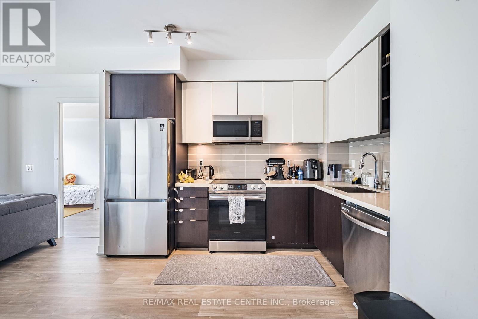 1906 - 4675 Metcalfe Avenue, Mississauga, Ontario L5M 0Z8 - Photo 14 - W13844354
