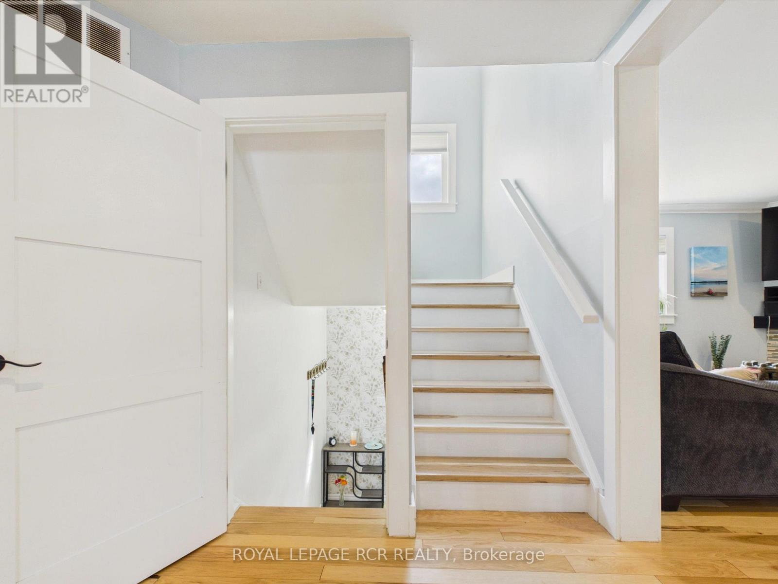 16 Loree Drive, Adjala-Tosorontio, Ontario  L0M 1J0 - Photo 17 - N13836464
