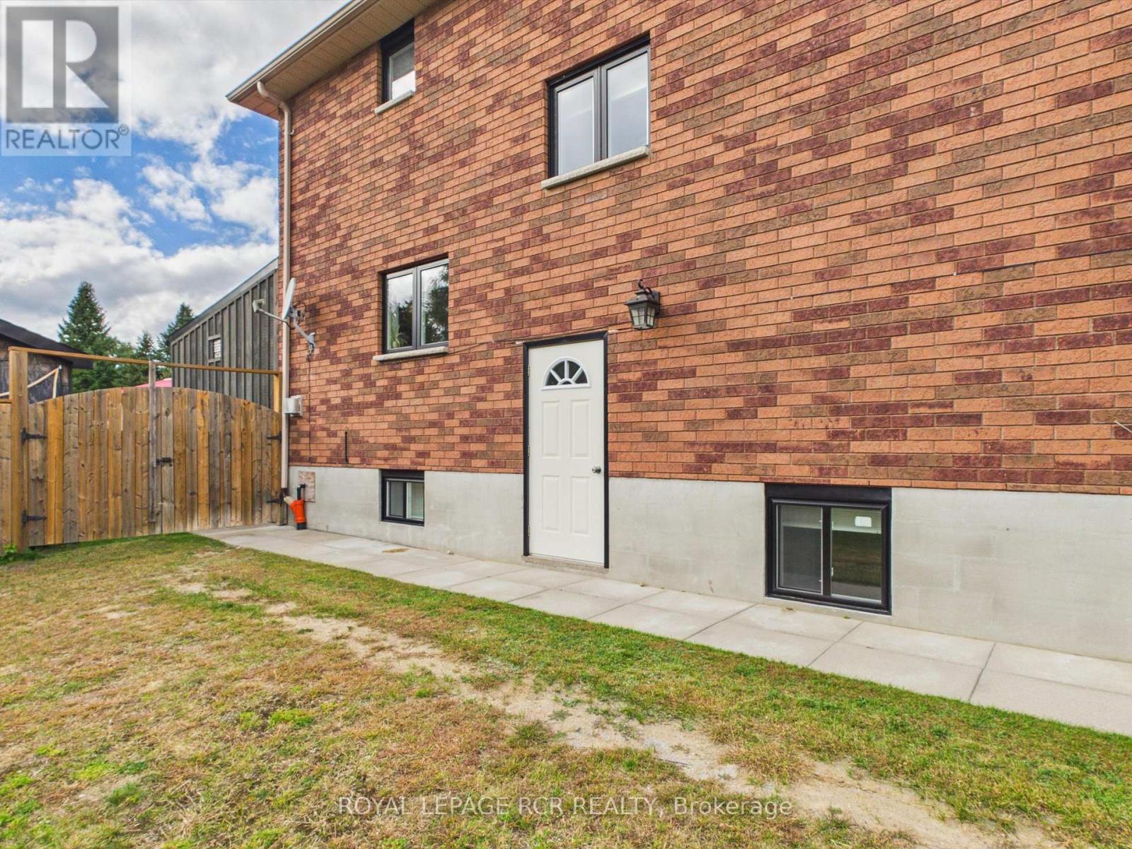 16 Loree Drive, Adjala-Tosorontio, Ontario  L0M 1J0 - Photo 31 - N13836464