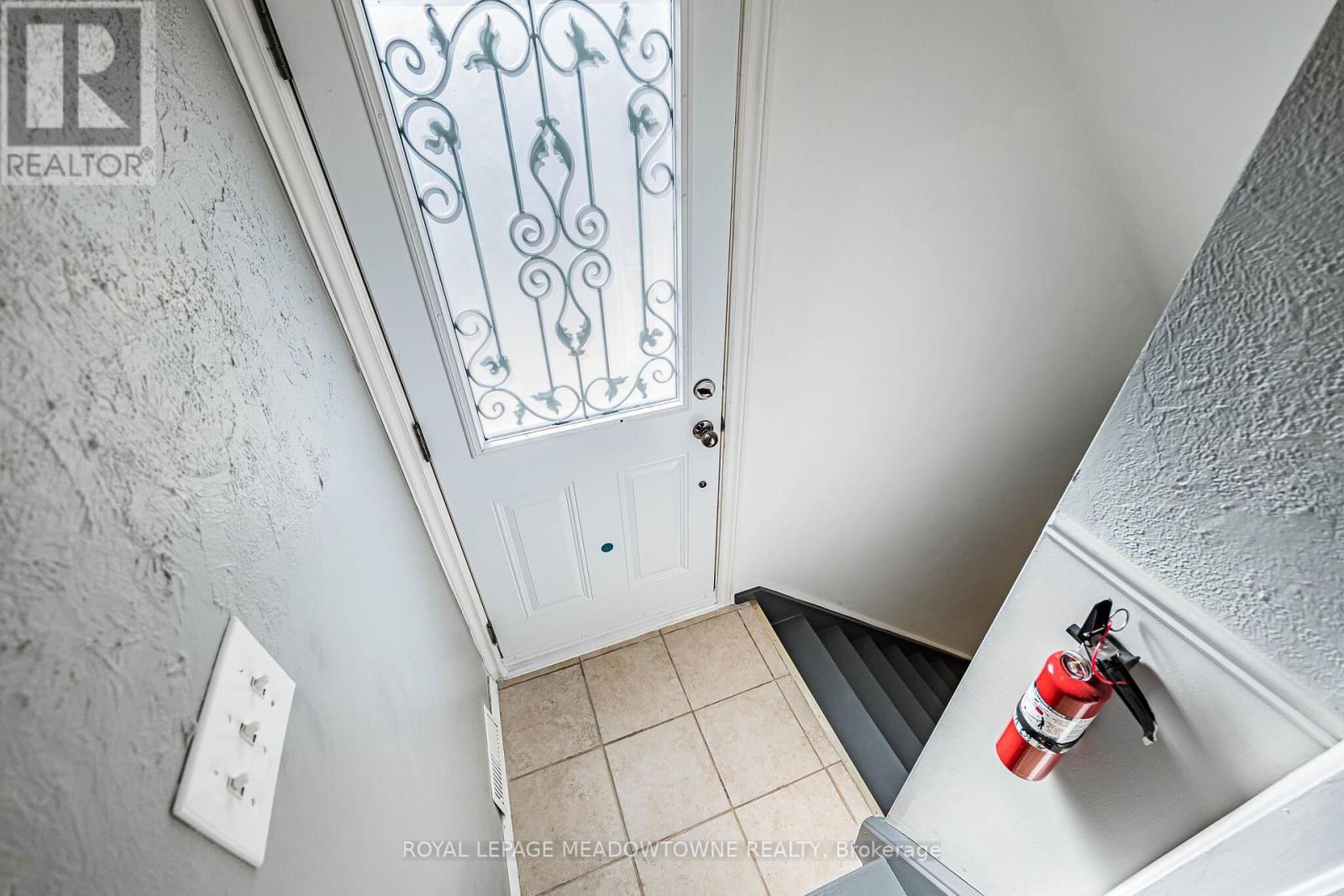 2155 Pashak Court, Mississauga, Ontario  L5A 1H8 - Photo 18 - W13464792