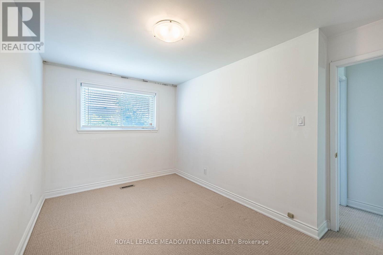 2155 Pashak Court, Mississauga, Ontario  L5A 1H8 - Photo 16 - W13464792