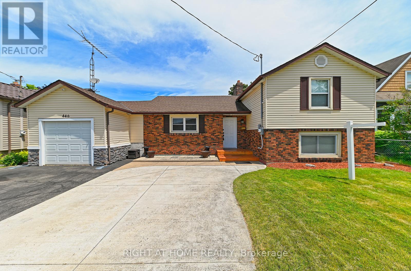 446 GENEVA STREET, St. Catharines, Ontario