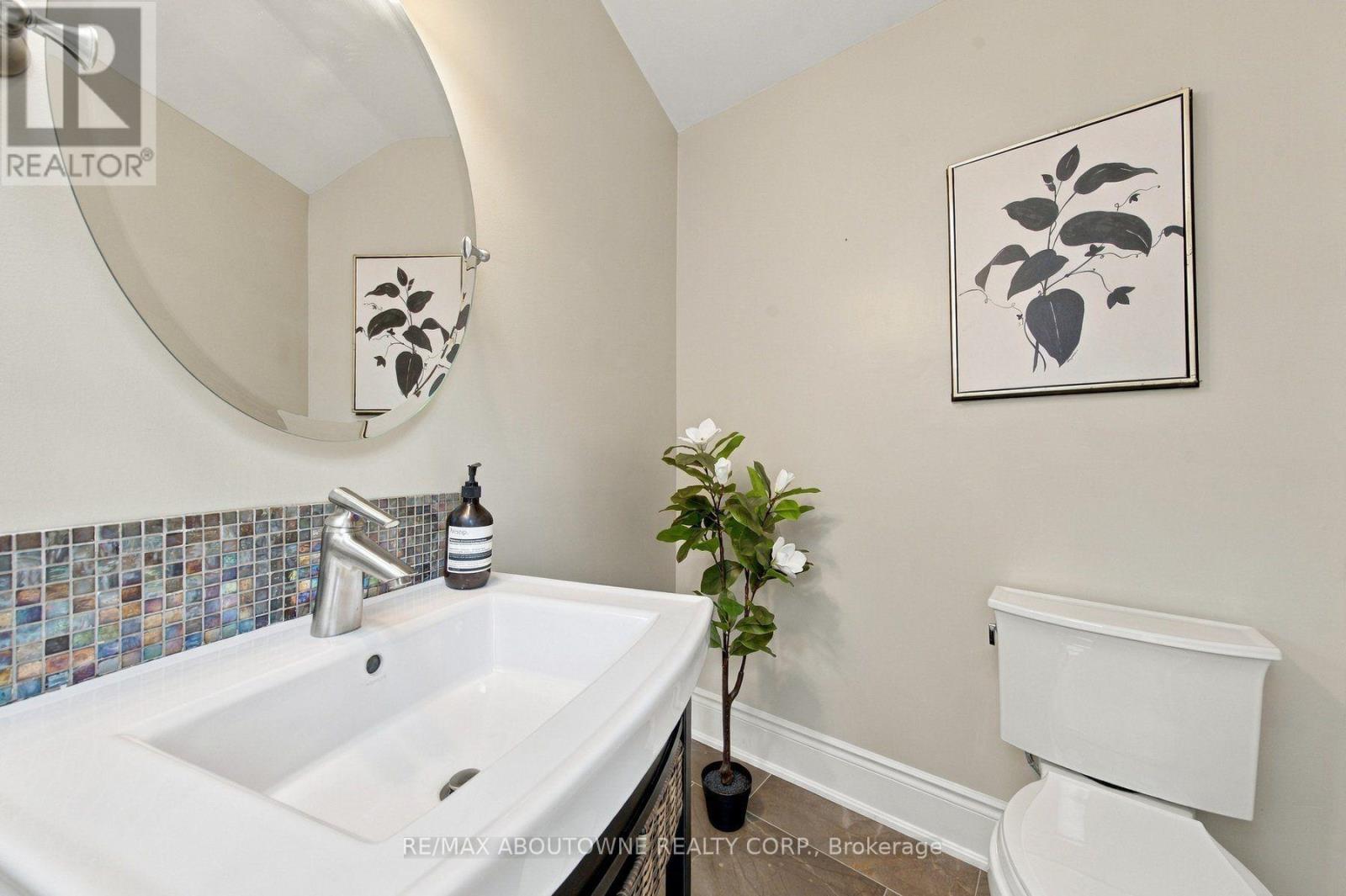 426 Trafalgar Road, Oakville, Ontario  L6J 3H7 - Photo 32 - W13843702