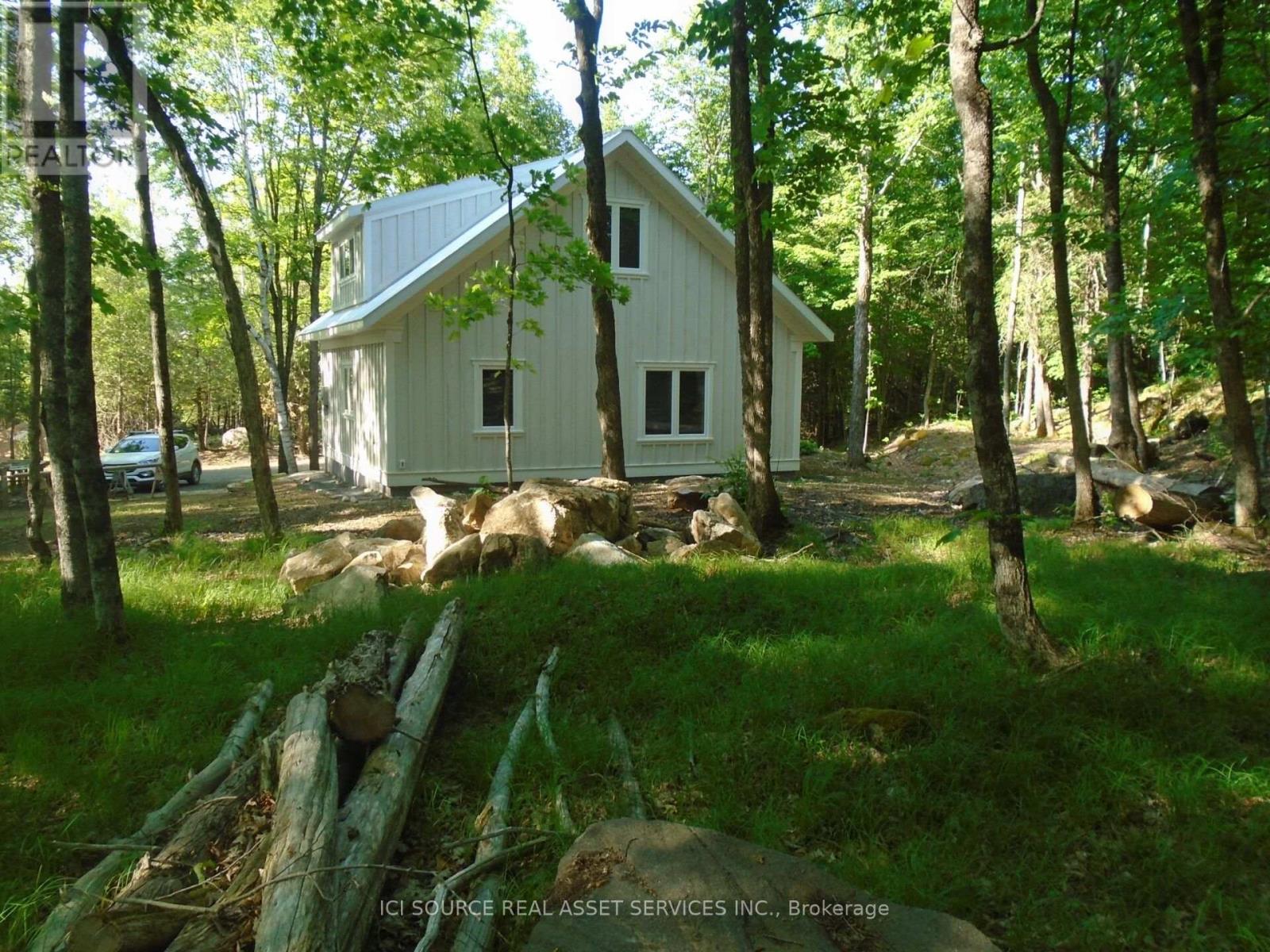 2137 BENNETT LAKE ROAD, Tay Valley, Ontario