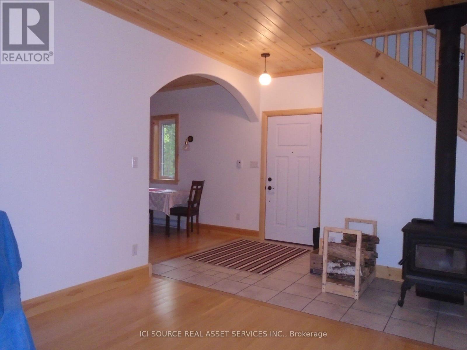 2137 Bennett Lake Road, Tay Valley, Ontario  K0G 1A0 - Photo 4 - X13844374