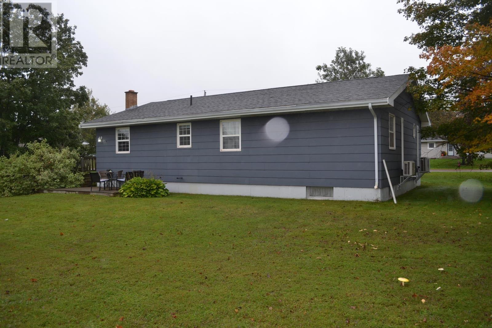 103 Oak Drive, Sherwood, Prince Edward Island  C1A 7Y8 - Photo 4 - 202624689