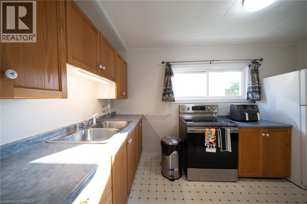 89 Salisbury Avenue, Brantford, Ontario  N3S 1N1 - Photo 7 - 40865876