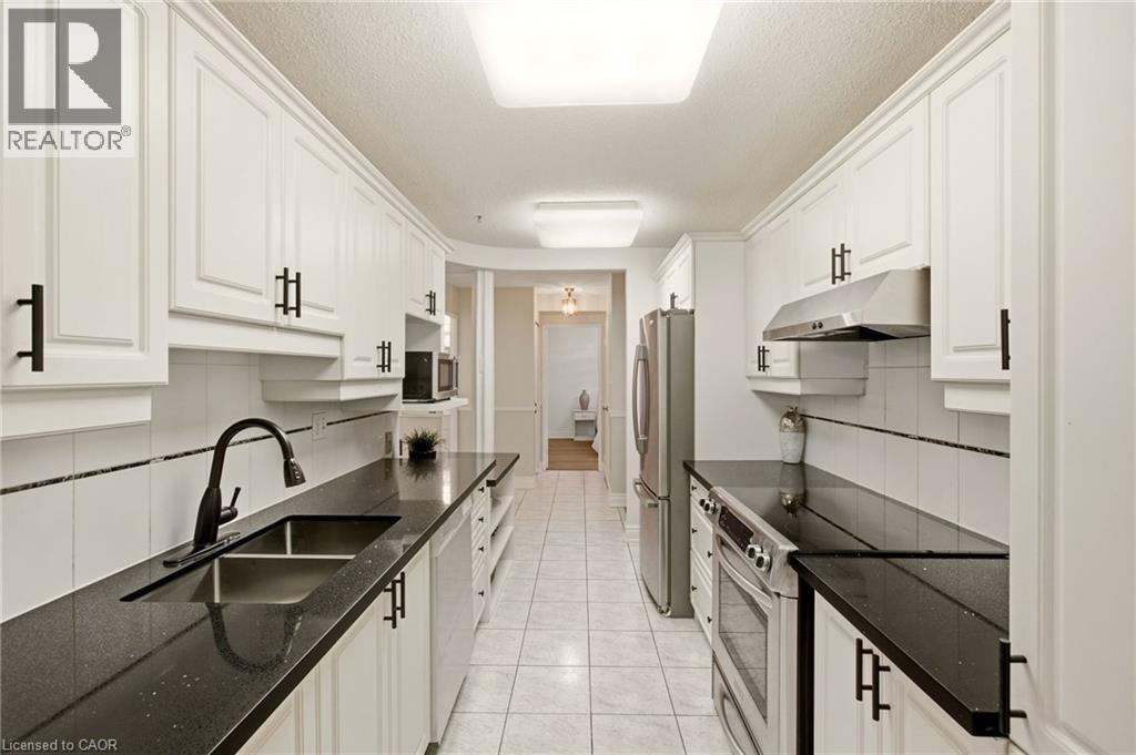 2055 Upper Middle Road Unit# 602, Burlington, Ontario  L7P 3P4 - Photo 12 - 40867343