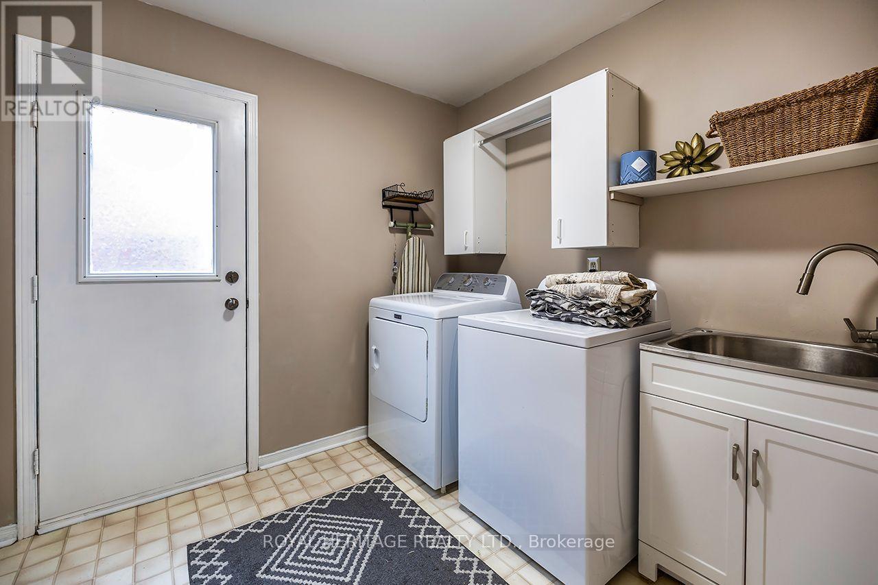 61 Forest Hts Street, Whitby, Ontario  L1R 1T8 - Photo 32 - E13844372