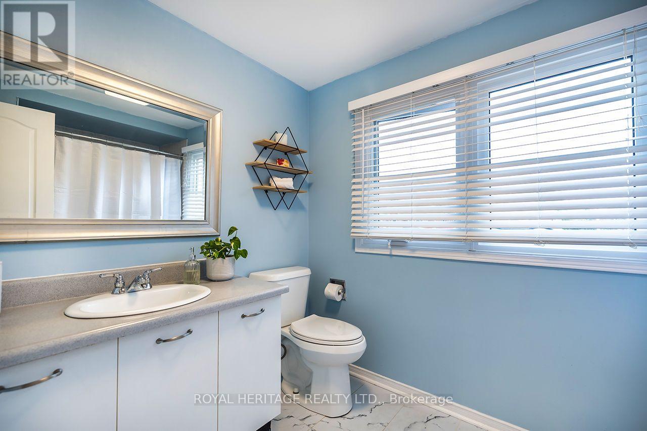 61 Forest Hts Street, Whitby, Ontario  L1R 1T8 - Photo 30 - E13844372