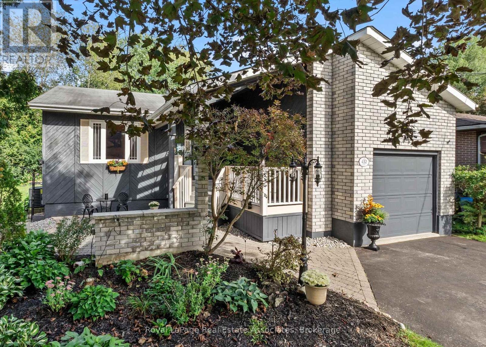 432 Nickerson Drive, Cobourg, Ontario  K9A 1A9 - Photo 2 - X13763578