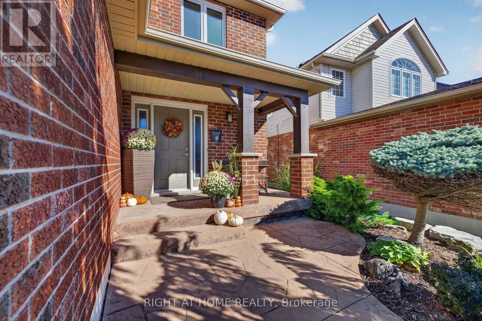 1032 Byronmanor Road, London South, Ontario  N6K 5B1 - Photo 4 - X13844462