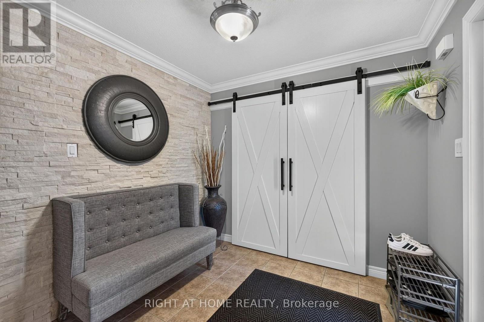1032 Byronmanor Road, London South, Ontario  N6K 5B1 - Photo 6 - X13844462