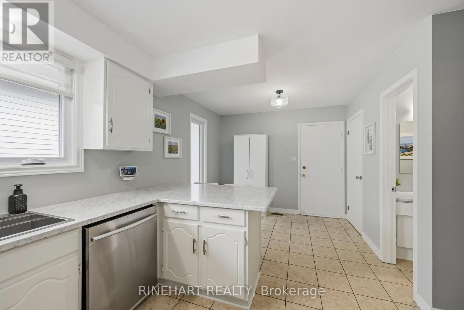 17 Applewood Lane, London South, Ontario  N6J 3P9 - Photo 17 - X13844498