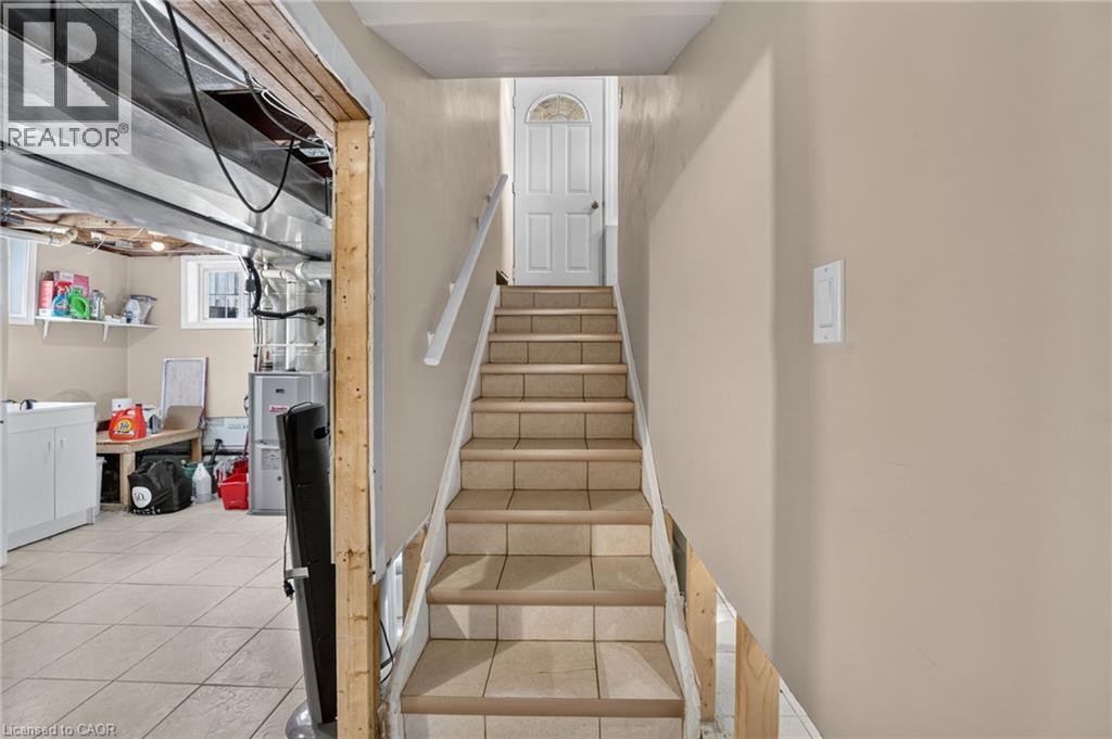 416 Bartlett Avenue, Grimsby, Ontario  L3M 2N4 - Photo 25 - 40866987