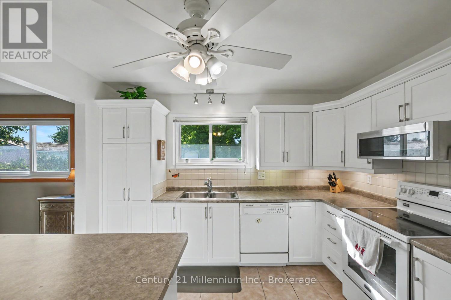 18 Dillon Drive, Collingwood, Ontario  L9Y 4S3 - Photo 25 - S13844414