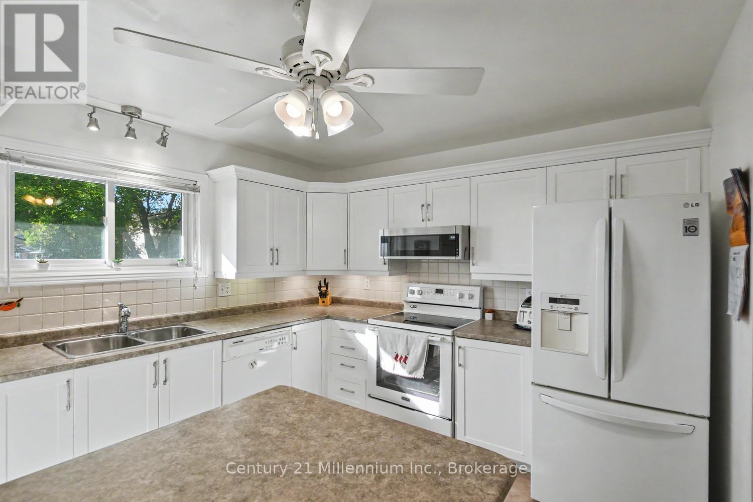 18 Dillon Drive, Collingwood, Ontario  L9Y 4S3 - Photo 27 - S13844414