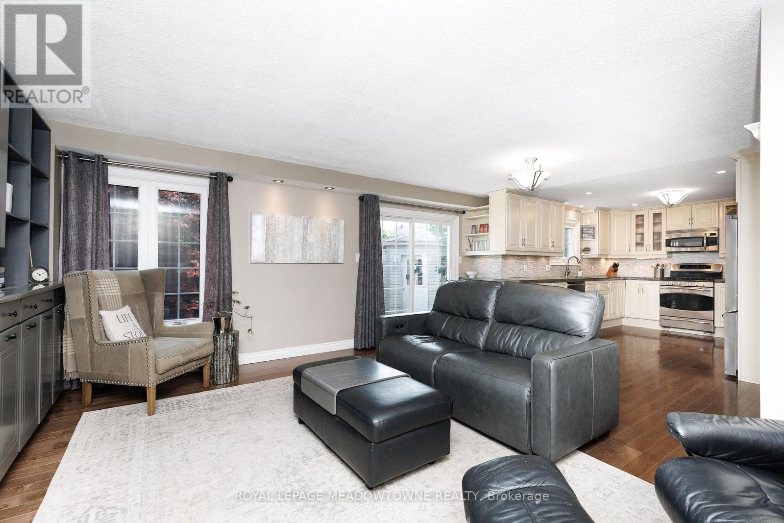 38 Mckillop Court, Brampton, Ontario  L6Y 3J2 - Photo 18 - W13624502