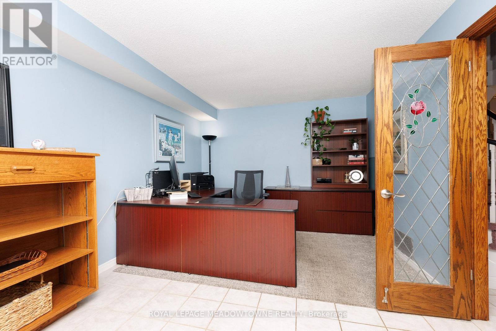 38 Mckillop Court, Brampton, Ontario  L6Y 3J2 - Photo 7 - W13624502