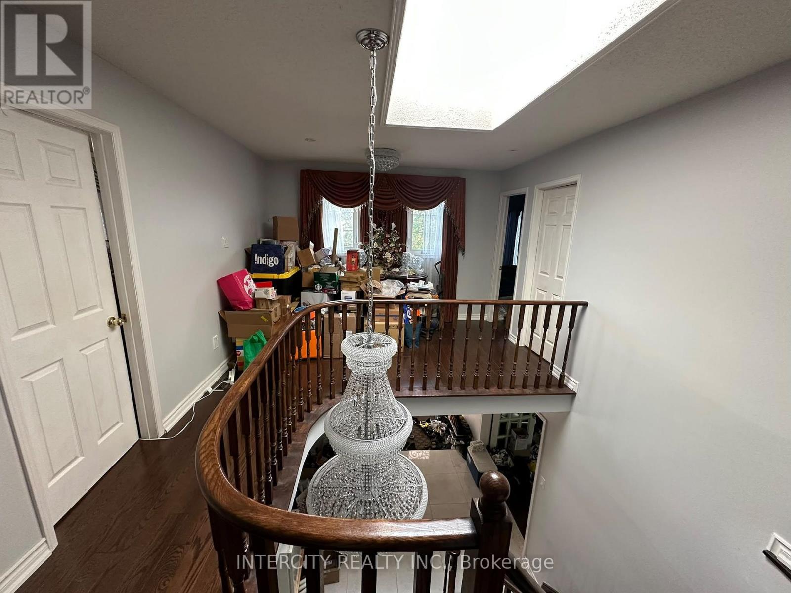 5112 Heritage Hills Boulevard, Mississauga, Ontario  L5R 2C6 - Photo 3 - W13794260