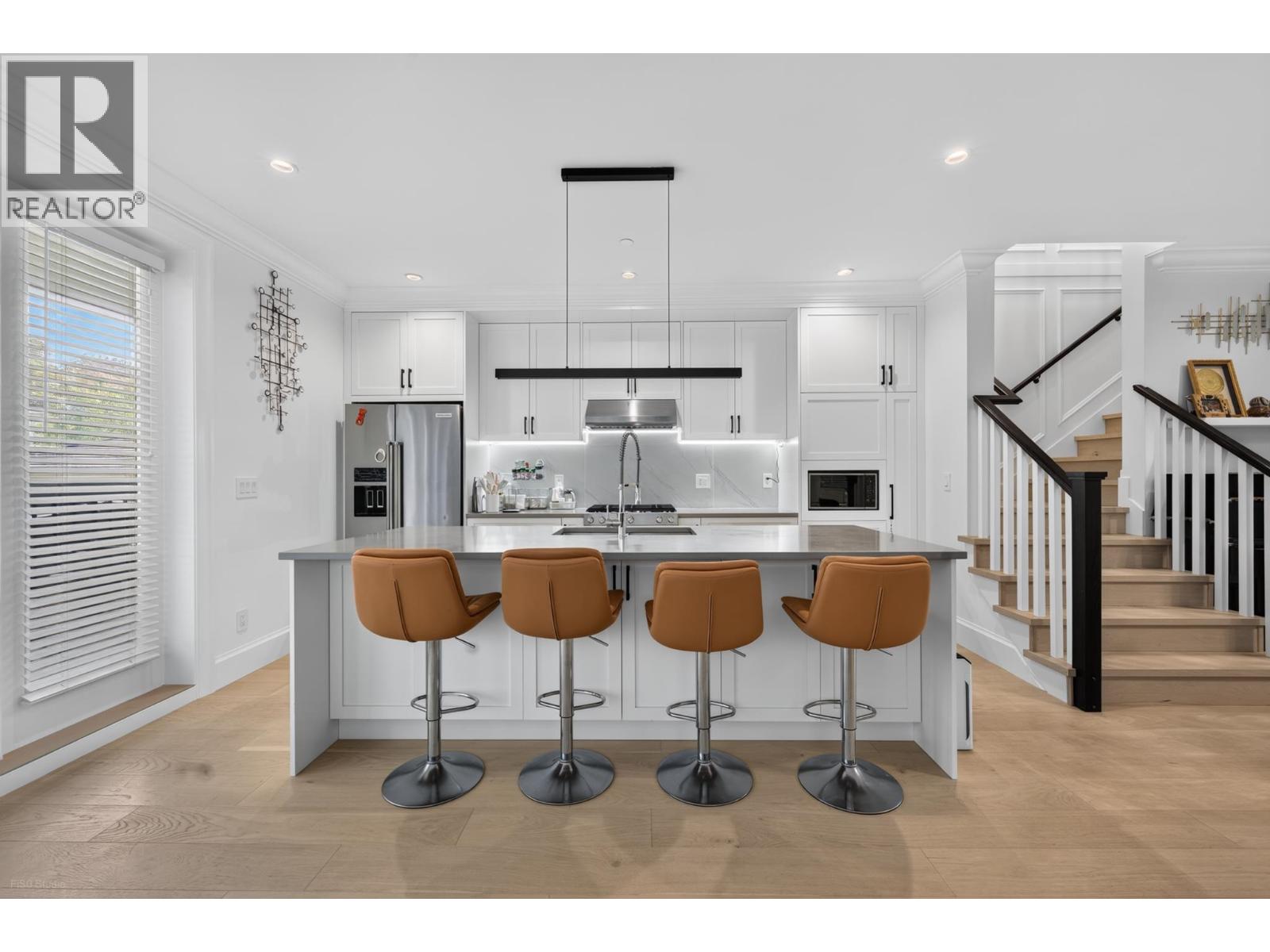 5584 Rupert Street, Vancouver, British Columbia  V5R 2K5 - Photo 7 - R3167947