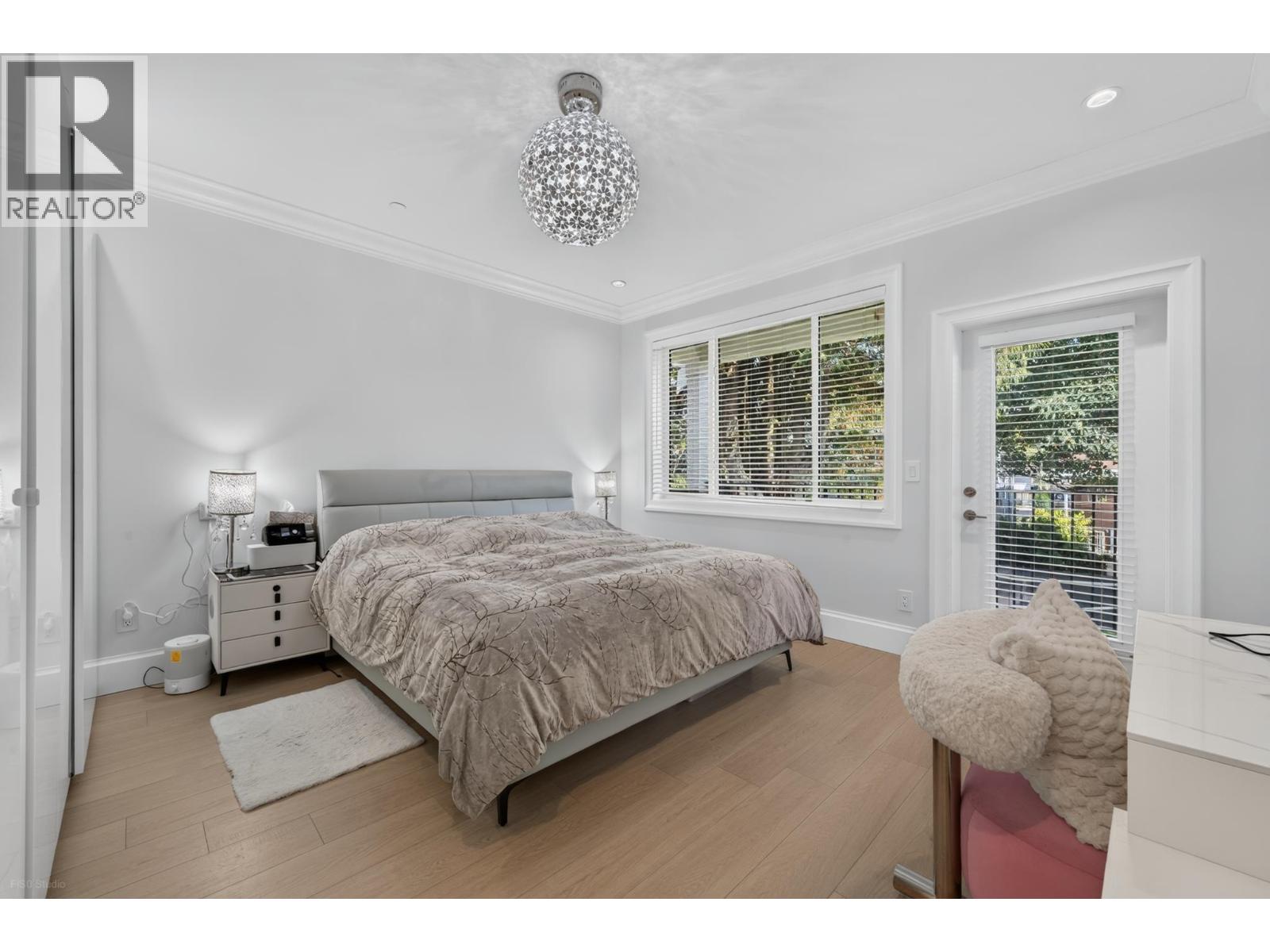 5584 Rupert Street, Vancouver, British Columbia  V5R 2K5 - Photo 9 - R3167947