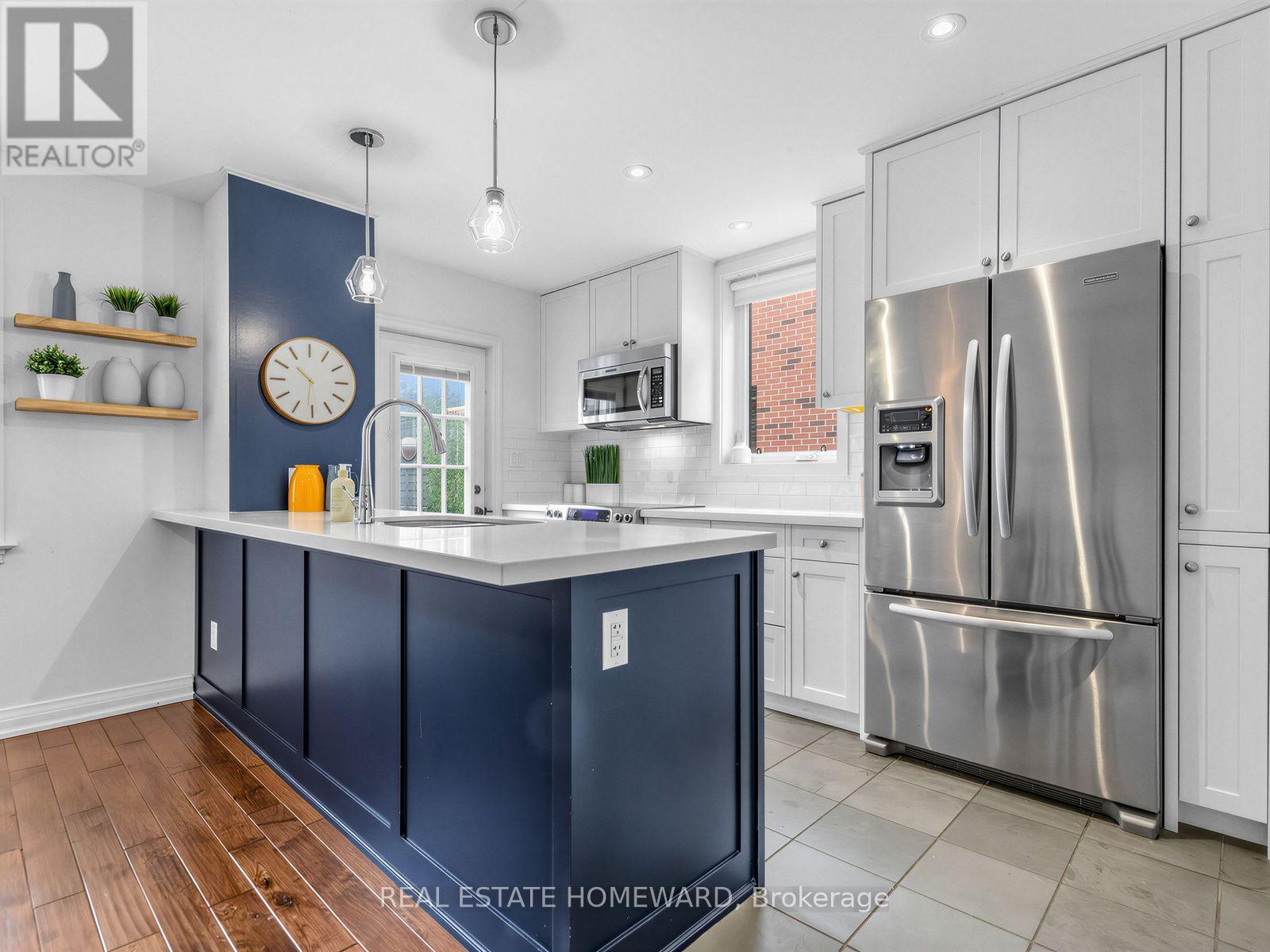 5 Beaufield Avenue, Toronto, Ontario  M4G 3R2 - Photo 10 - C13844424