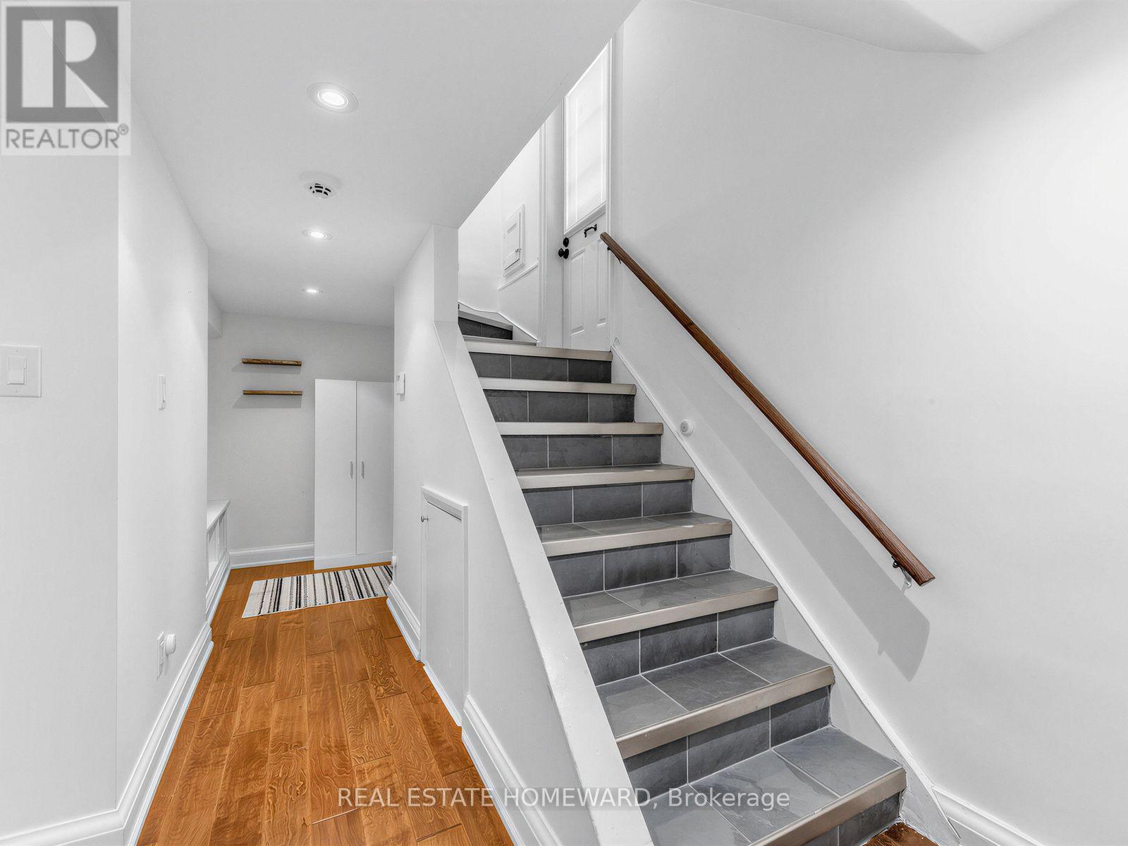 5 Beaufield Avenue, Toronto, Ontario  M4G 3R2 - Photo 21 - C13844424