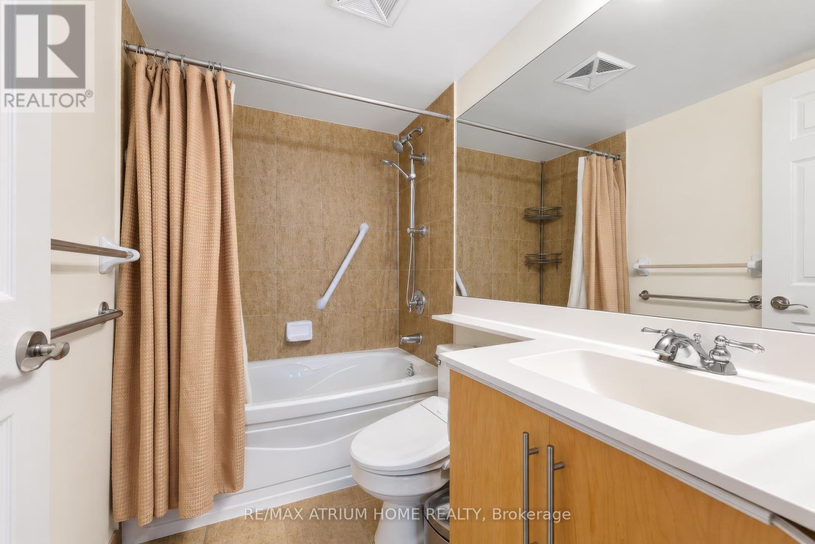 2320 - 25 Greenview Avenue, Toronto, Ontario M2M 1R2 - Photo 20 - C13844500