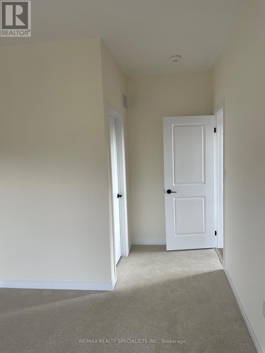 39 De La Roche Drive, Vaughan, Ontario  L4H 5G4 - Photo 11 - N13844404