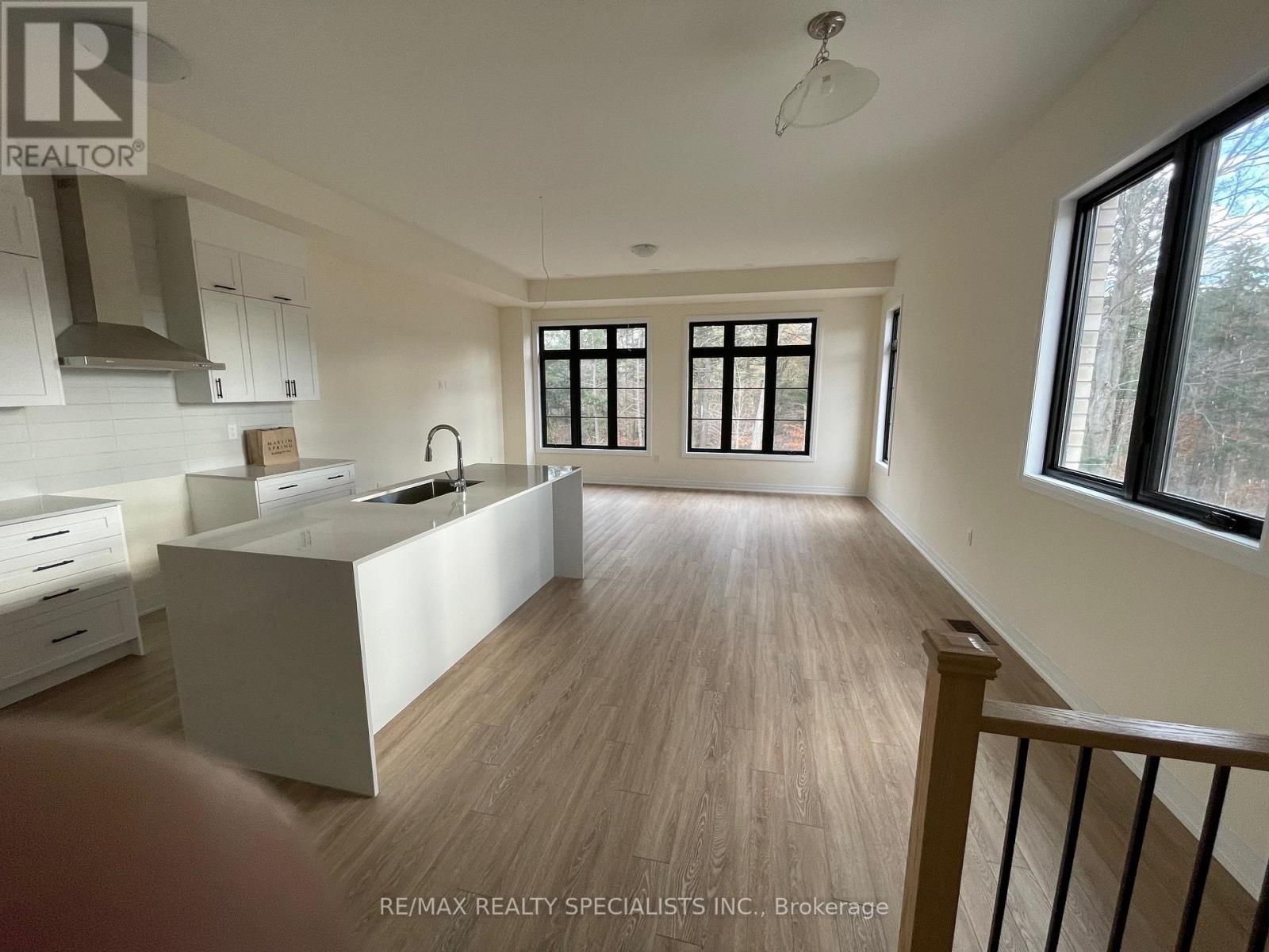 39 De La Roche Drive, Vaughan, Ontario  L4H 5G4 - Photo 21 - N13844404
