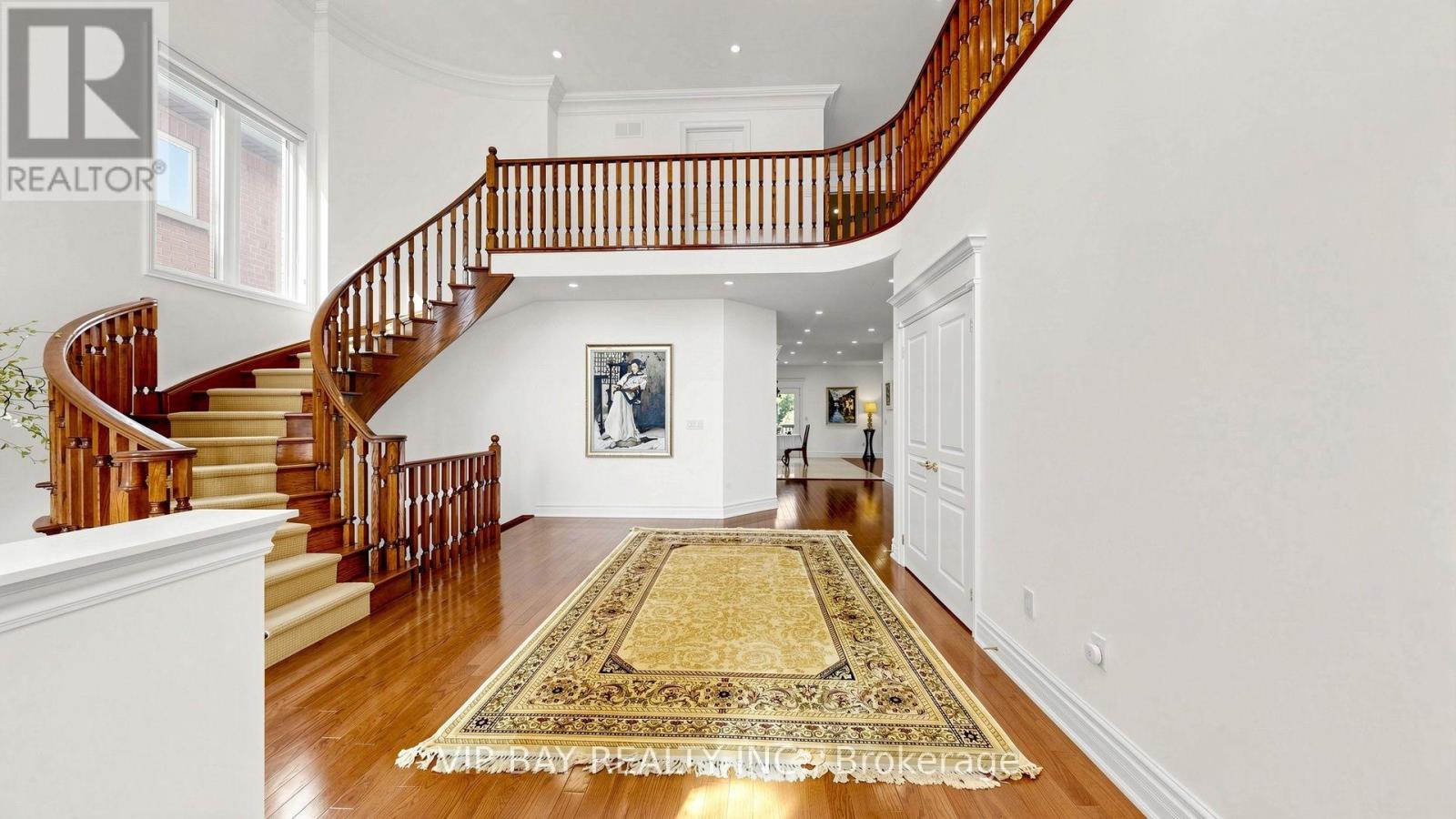 12 Mackay Drive, Richmond Hill, Ontario  L4C 6P1 - Photo 4 - N13844426
