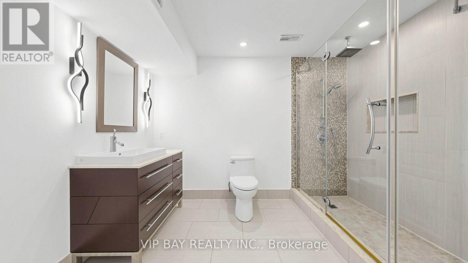 12 Mackay Drive, Richmond Hill, Ontario  L4C 6P1 - Photo 44 - N13844426