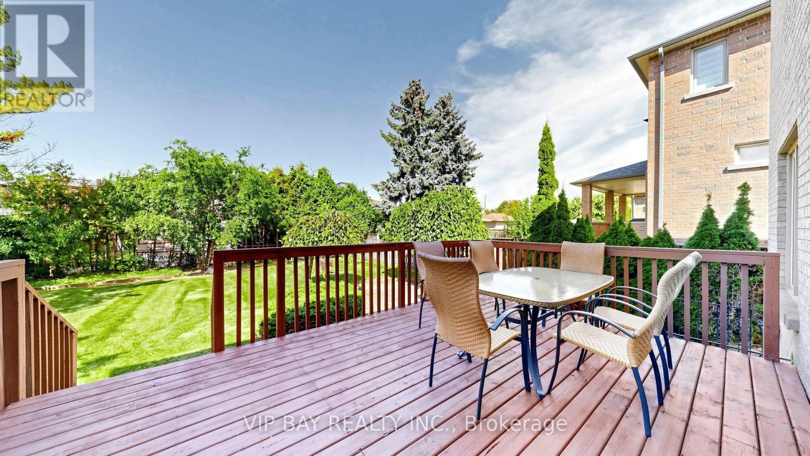 12 Mackay Drive, Richmond Hill, Ontario  L4C 6P1 - Photo 47 - N13844426