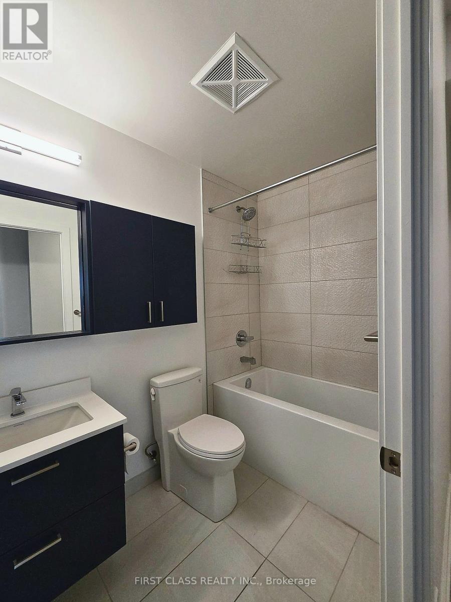 A1606 - 30 Upper Mall Way, Vaughan, Ontario  L4J 0L7 - Photo 5 - N13844432