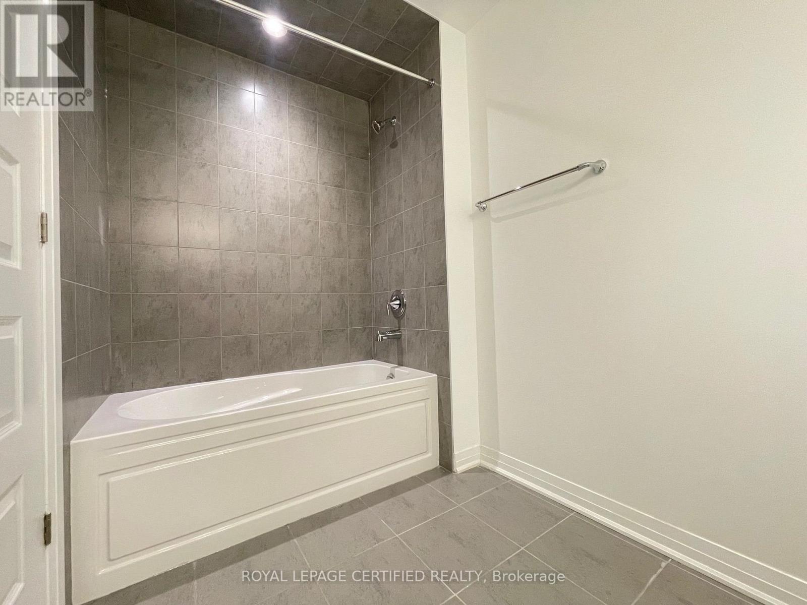 521 - 470 Gordon Krantz Avenue, Milton, Ontario  L9E 1Z3 - Photo 13 - W13844472