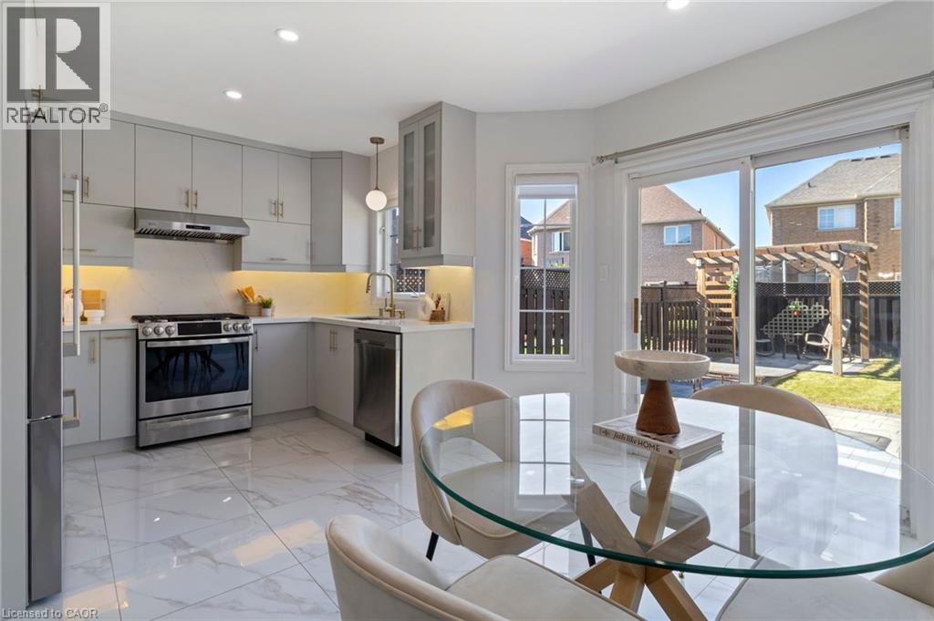 6653 Opera Glass Crescent, Mississauga, Ontario  L5W 1R8 - Photo 21 - 40867786