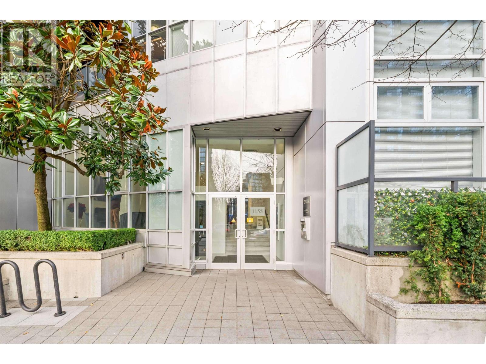 2508 1155 Seymour Street, Vancouver, British Columbia  V6B 1K2 - Photo 2 - R3170445