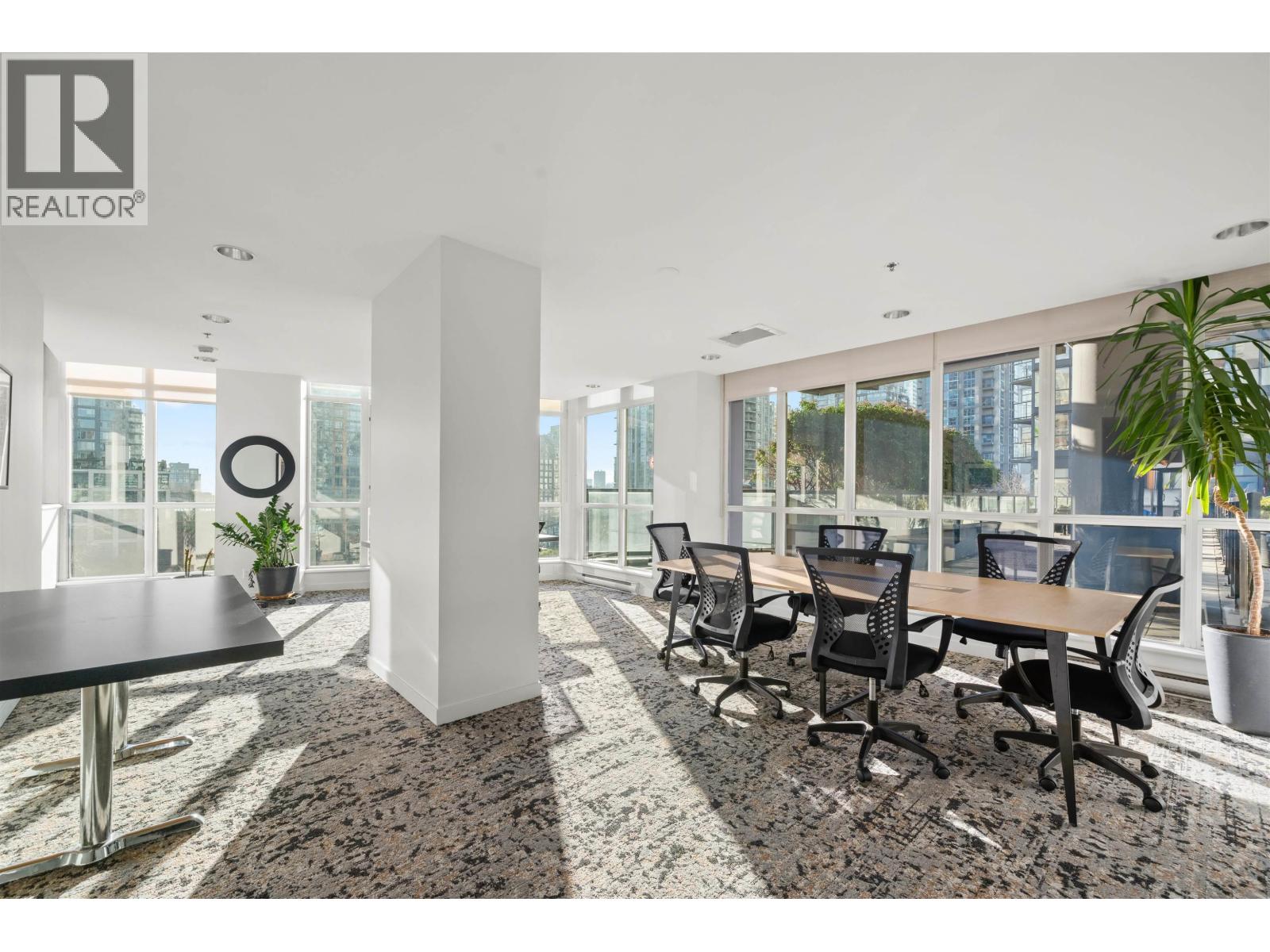 2508 1155 Seymour Street, Vancouver, British Columbia  V6B 1K2 - Photo 12 - R3170445