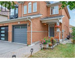 17 ROYAL APPIAN CRESCENT, Vaughan, Ontario