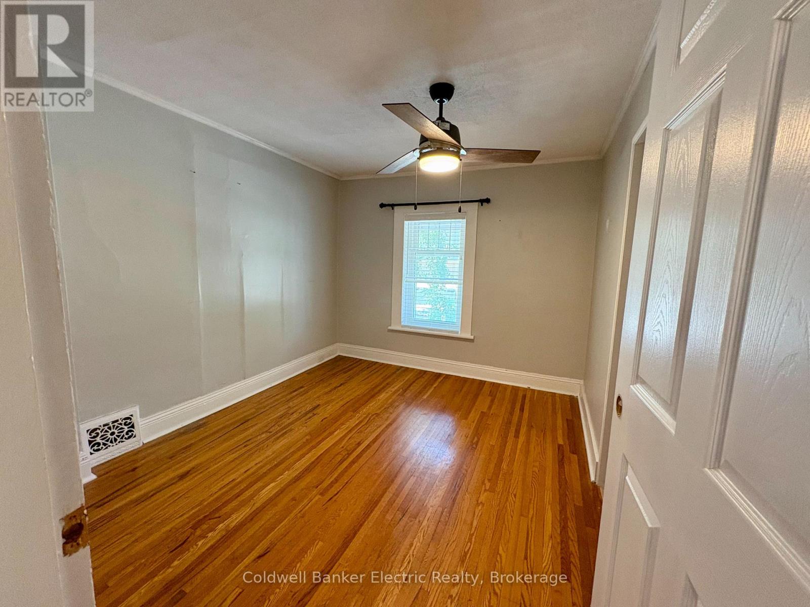 21 Sussex Street N, Kawartha Lakes, Ontario  K9V 4H3 - Photo 12 - X13842960