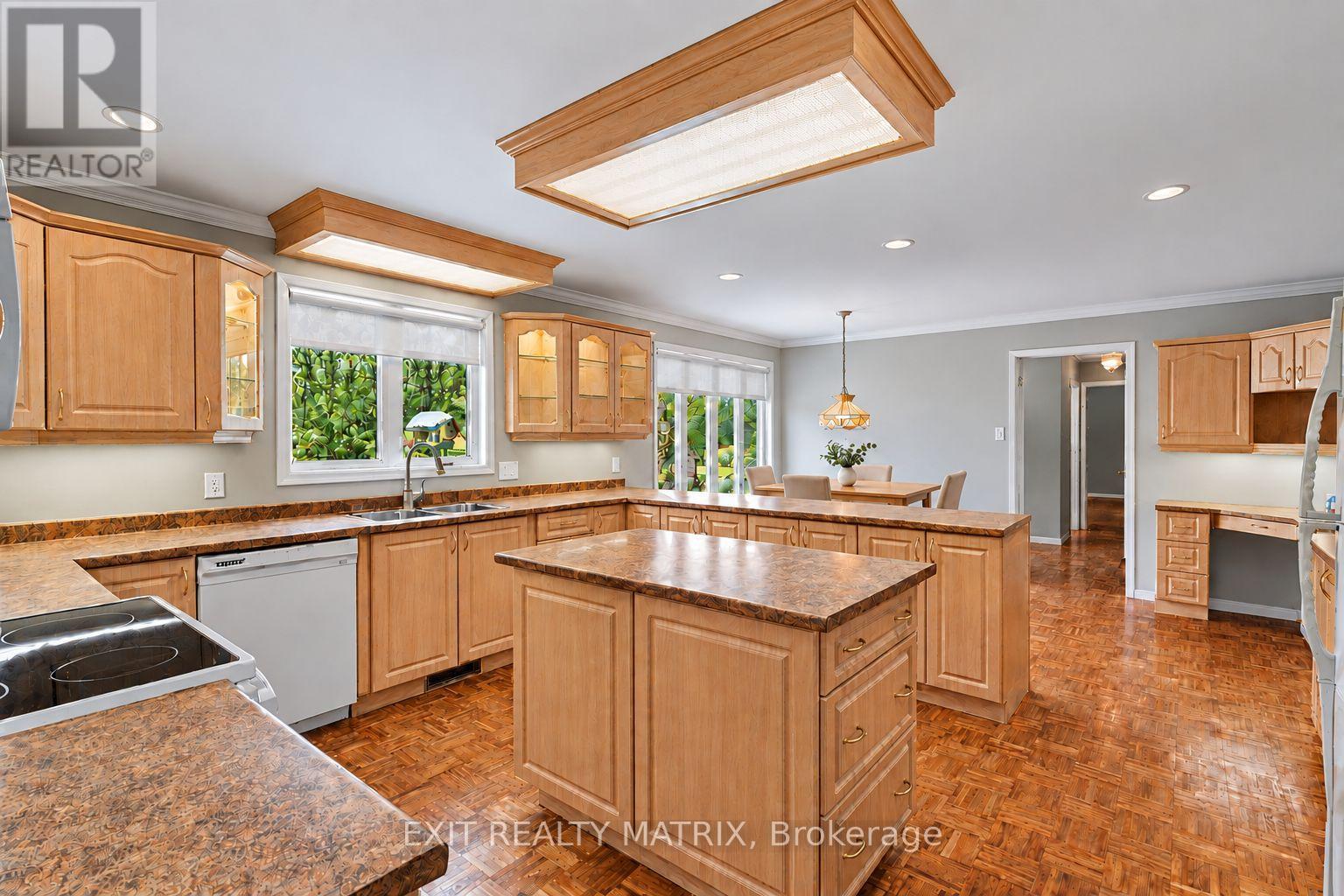8329 Rodney Farm Drive, Ottawa, Ontario  K0A 2P0 - Photo 8 - X13711516