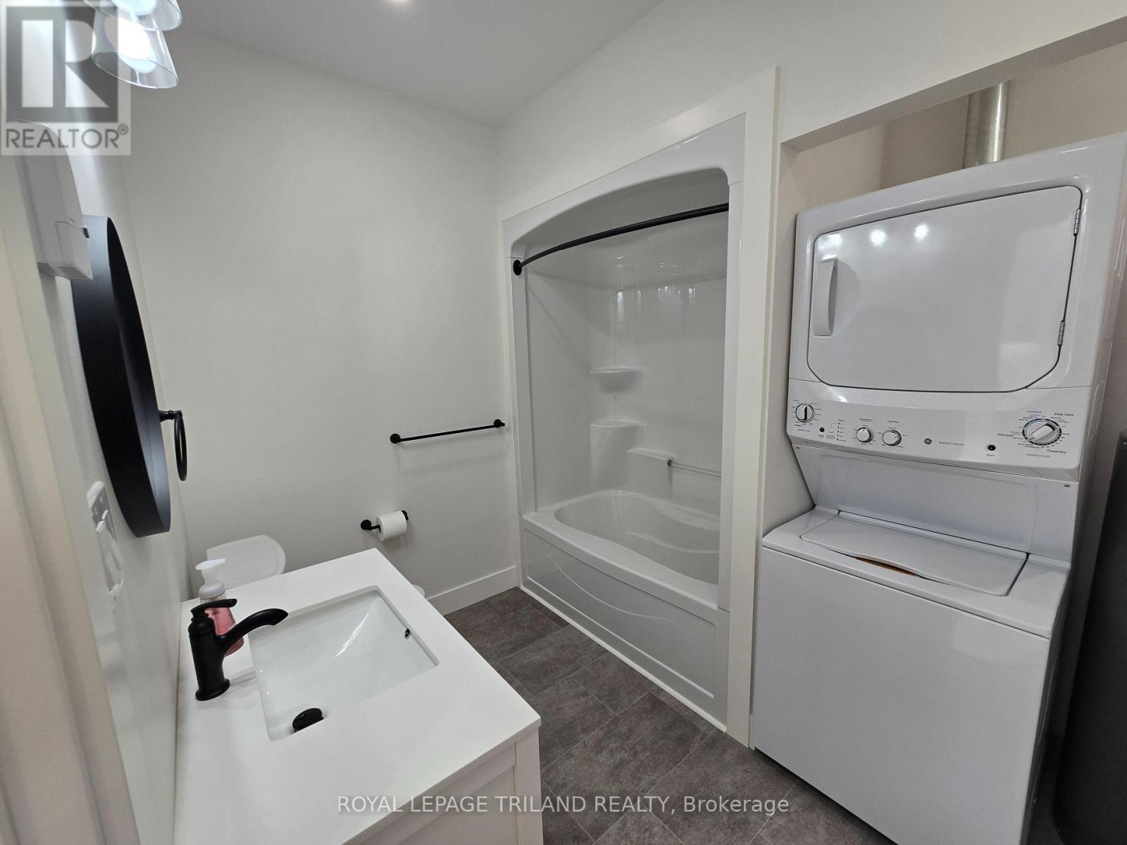 1 - 245 Ross Street, St. Thomas, Ontario  N5R 3Y7 - Photo 18 - X13844598